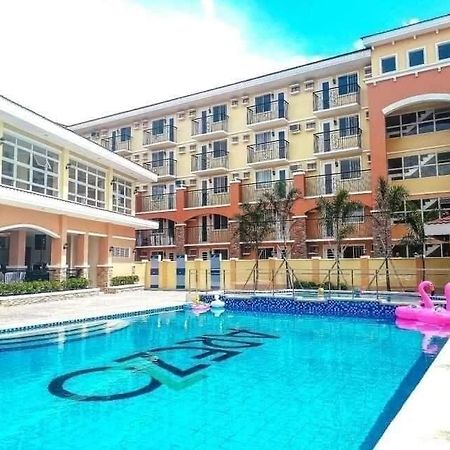 Huge Studio @ Arezzo Place Davao Condominium מראה חיצוני תמונה